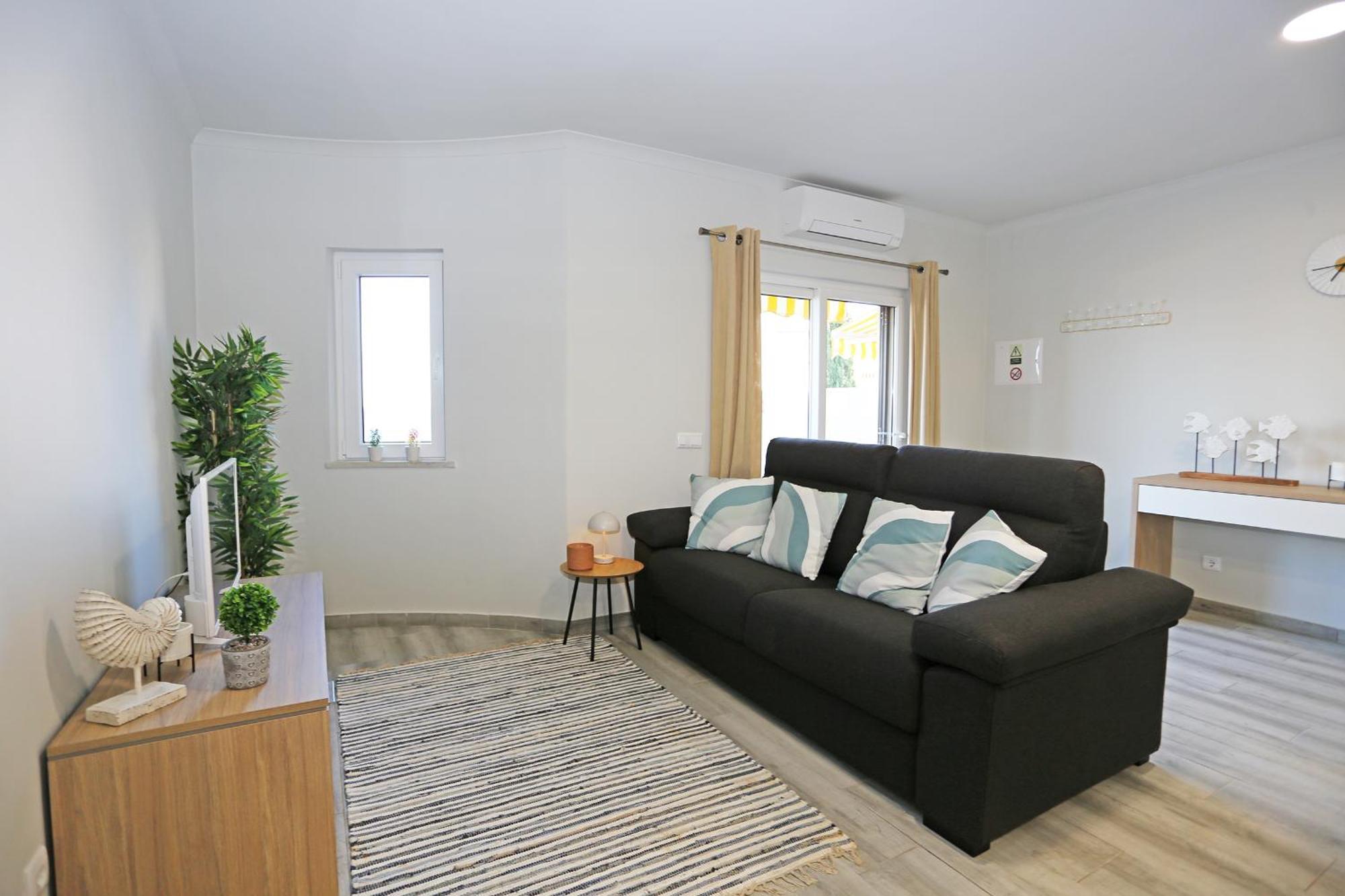 A15 - Dona Ana Cliff Apartment Lagos